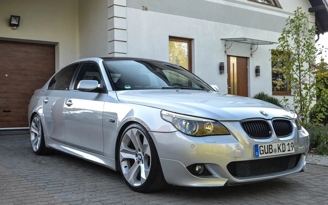 BMW Seria 5 cena 25900 przebieg: 303000, rok produkcji 2004 z Gdańsk małe 191